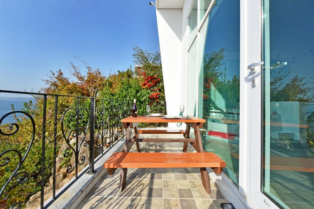 Namhae Bluemare Pension Bagian luar foto